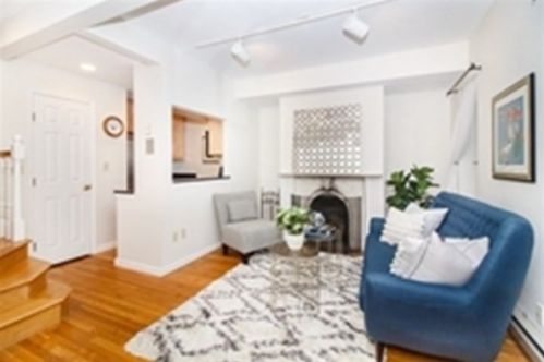 49 Warren St, Roxbury-Xing, MA 02135 exterior
