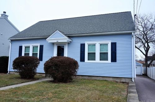 196 Mitchell St, Groton, CT 06340 exterior