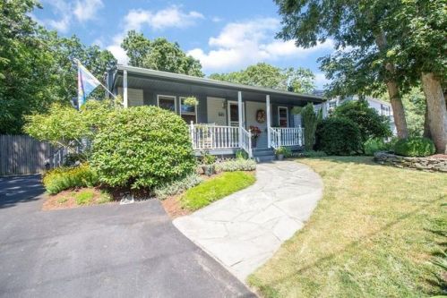 715 Rocky Hill Rd, Plymouth, MA 02360 exterior