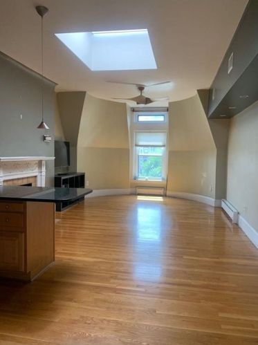 463 Commonwealth Ave, Boston, MA 02467 exterior