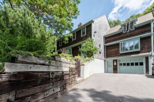 10 Haystack Ln, Sandwich, MA 02563 exterior