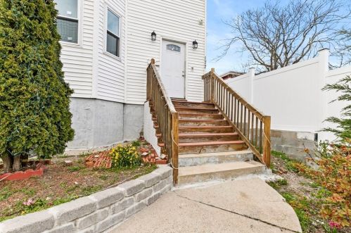 177 Blue Hill Ave, Roxbury-Xing, MA 02119 exterior