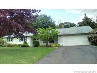 45 Flag Dr, Manchester, CT 06042 exterior