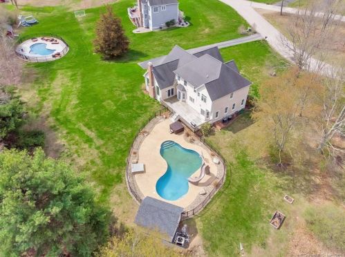 40 Saw Mill Way, Amston, CT 06231 exterior