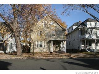 482 High St, Middletown, CT 06457 exterior