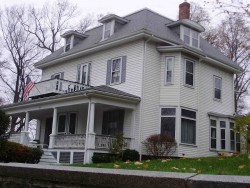 156 Park St, Newton, MA 02458 exterior