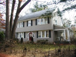 1484 Beacon St, Newton, MA 02468 exterior