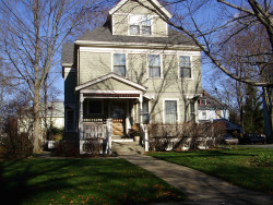 23 Otis St, Newton, MA 02460 exterior