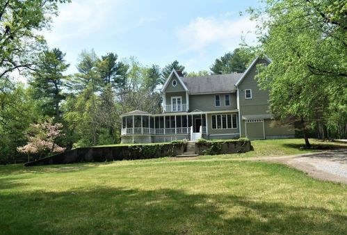 1578 Putnam Pike, Glocester, RI 02814 exterior