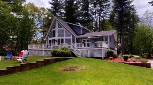 5 Millard Ct, Sandown, NH 03873 exterior