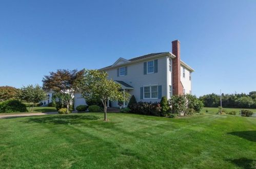 11 Fairway Ave, Westerly, RI 02891 exterior