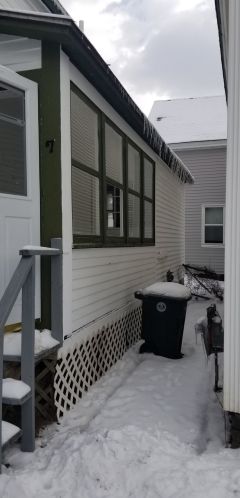 7 Evans Ct, Franklin, NH 03235 exterior