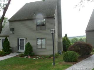 41 Hallmark Hill Dr, Wallingford, CT 06492 exterior