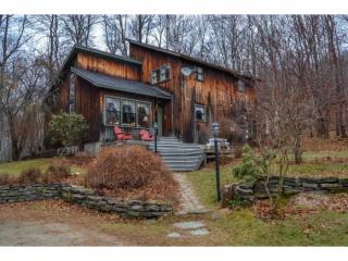 747 Stonefence Rd, Richmond, VT 05477 exterior