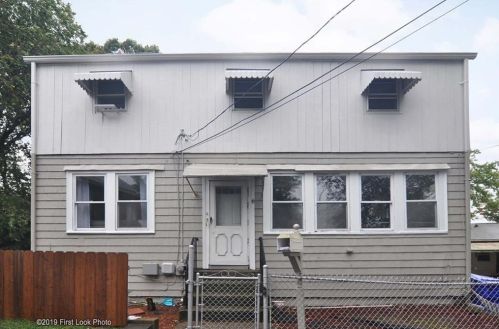6 Monitor St, North Providence, RI 02904 exterior