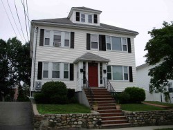 28 Melbourne Ave, Newton, MA 02460 exterior