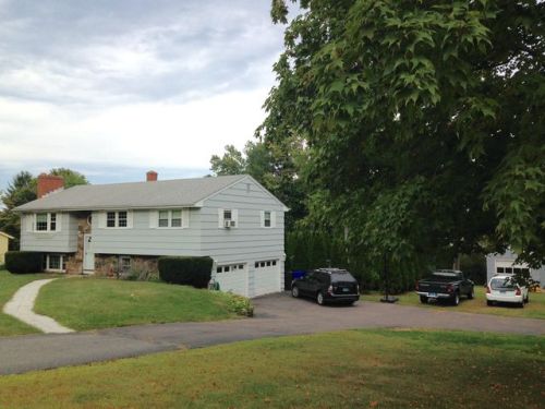 12 Gail Dr, Ellington, CT 06029 exterior