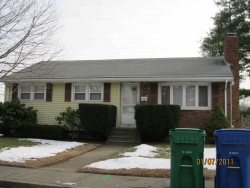 98 Farwell St, Newton, MA 02460 exterior