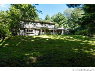 184 Cow Hill Rd, Clinton, CT 06413 exterior