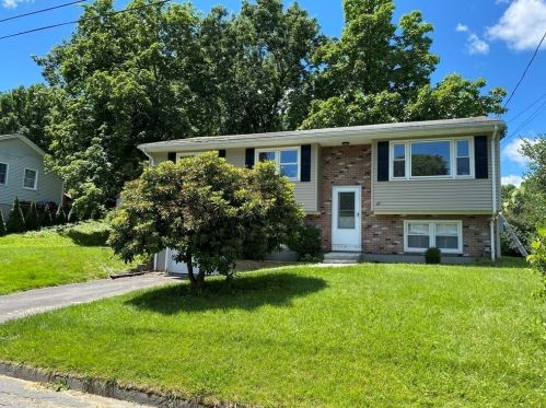 81 Laclede Ave, Chicopee, MA 01020 exterior