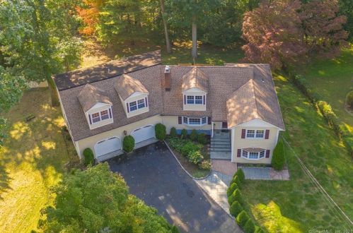 35 Archer Ln, Stamford, CT 06905 exterior