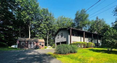 157 Tuttle Rd, Durham, CT 06422 exterior