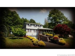 23 Chelsea Dr, Cromwell, CT 06416 exterior