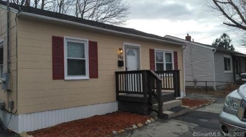 190 Midway Oval, Groton, CT 06340 exterior
