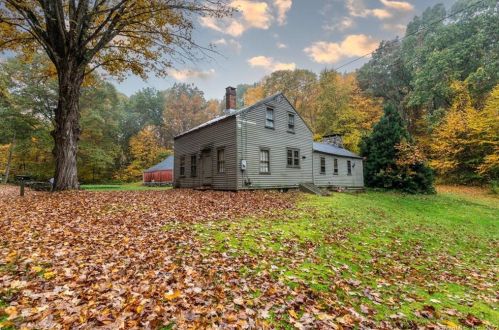 27 Cat Swamp Rd, Woodbury, CT 06798 exterior