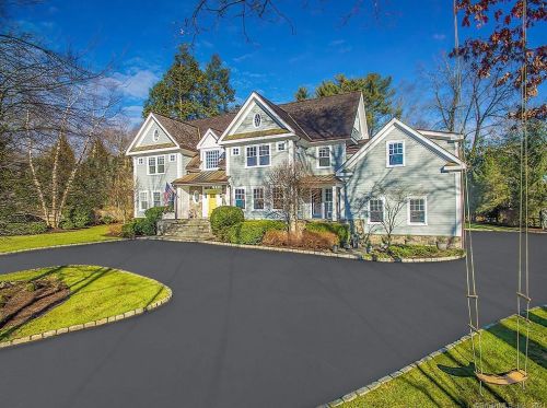 66 Elm Pl, New-Canaan, CT 06840 exterior