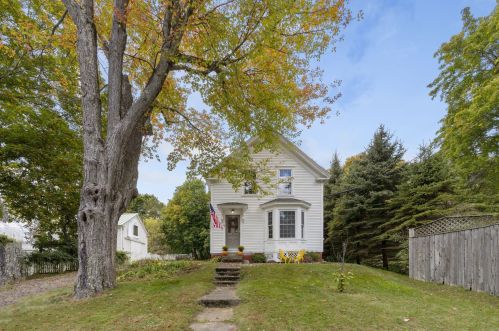 26 Summer St, Lisbon, ME 04252 exterior