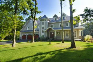 136 Old Chester Rd, Haddam, CT 06438 exterior