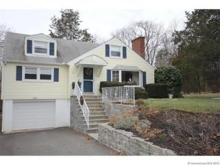 39 Pineridge Dr, Waterbury, CT 06716 exterior