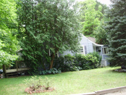 15 Gail Rd, Newton, MA 02462 exterior