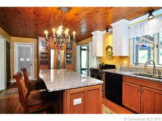 373 Winchester Rd, Winsted, CT 06098 exterior