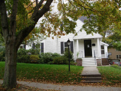 142 Jackson St, Newton, MA 02459 exterior