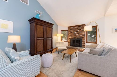 34 Donizetti Rd, Westerly, RI 02891 exterior