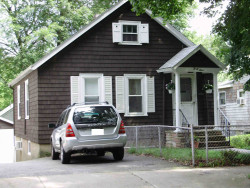 44 Circuit Ave, Newton, MA 02461 exterior