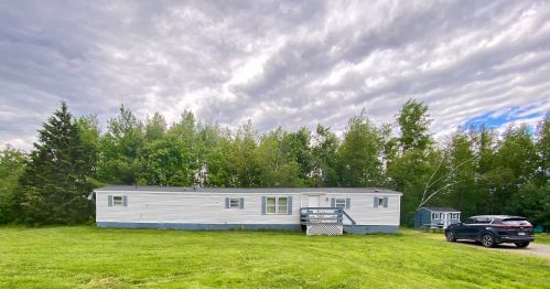 704 Old Town Rd, Hudson, ME 04449 exterior