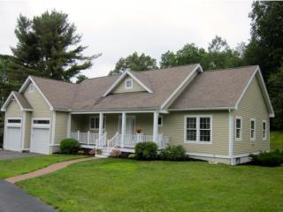 131 Diamond Hill Rd, Candia, NH 03034 exterior