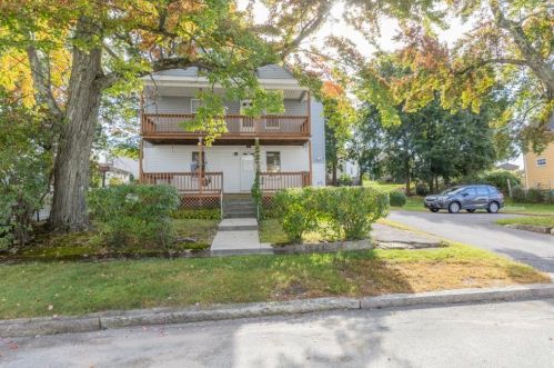 228 Cottage St, Woonsocket, RI 02895 exterior