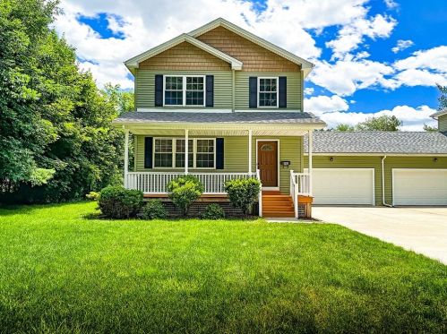 44 Berwyn St, South-Hadley, MA 01075 exterior