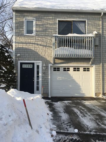 25 Profile Cir, Nashua, NH 03063 exterior