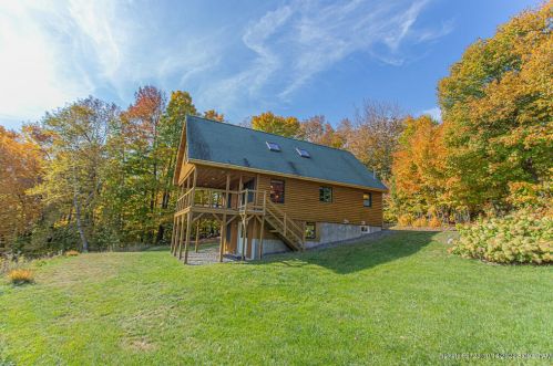 382 Severy Hill Rd, Dixfield, ME 04224 exterior