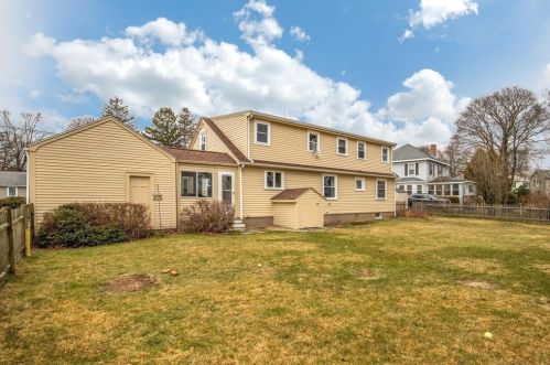 127 New Balch St, Beverly, MA 01915 exterior