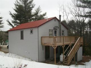 371 Bridgton Rd, Bridgton, ME 04009 exterior