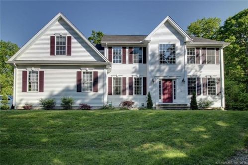 235 Old Blue Hills Rd, Durham, CT 06422 exterior