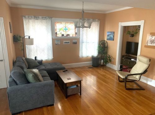 37 Mount Vernon St, Roxbury Xing, MA 02108 exterior