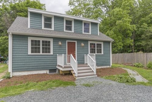 1112 Washington St, Gloucester, MA 01930 exterior