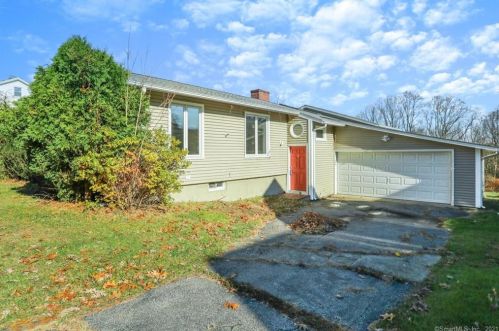 93 Church Hill Rd, Bridgeport, CT 06611 exterior